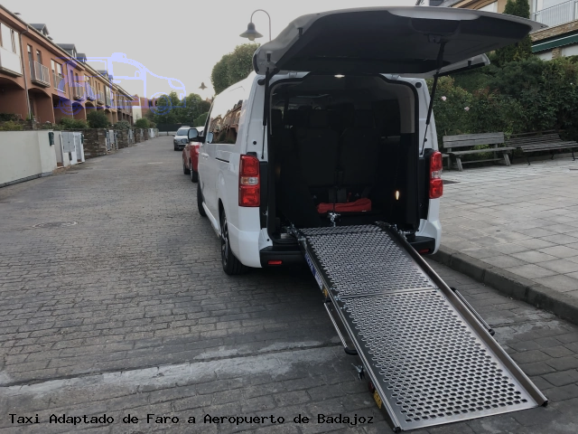 Taxi accesible de Aeropuerto de Badajoz a Faro